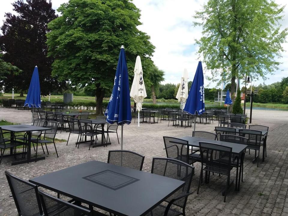 Restaurant El Greco Hostel Gundelfingen an der Donau Екстериор снимка