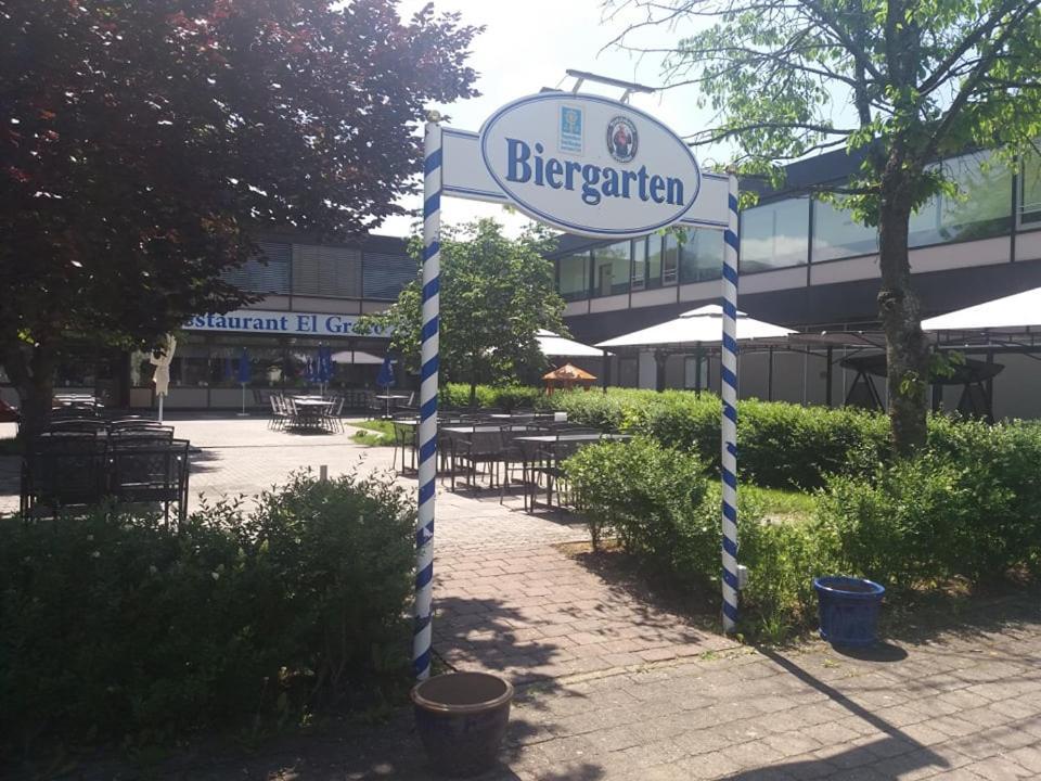 Restaurant El Greco Hostel Gundelfingen an der Donau Екстериор снимка