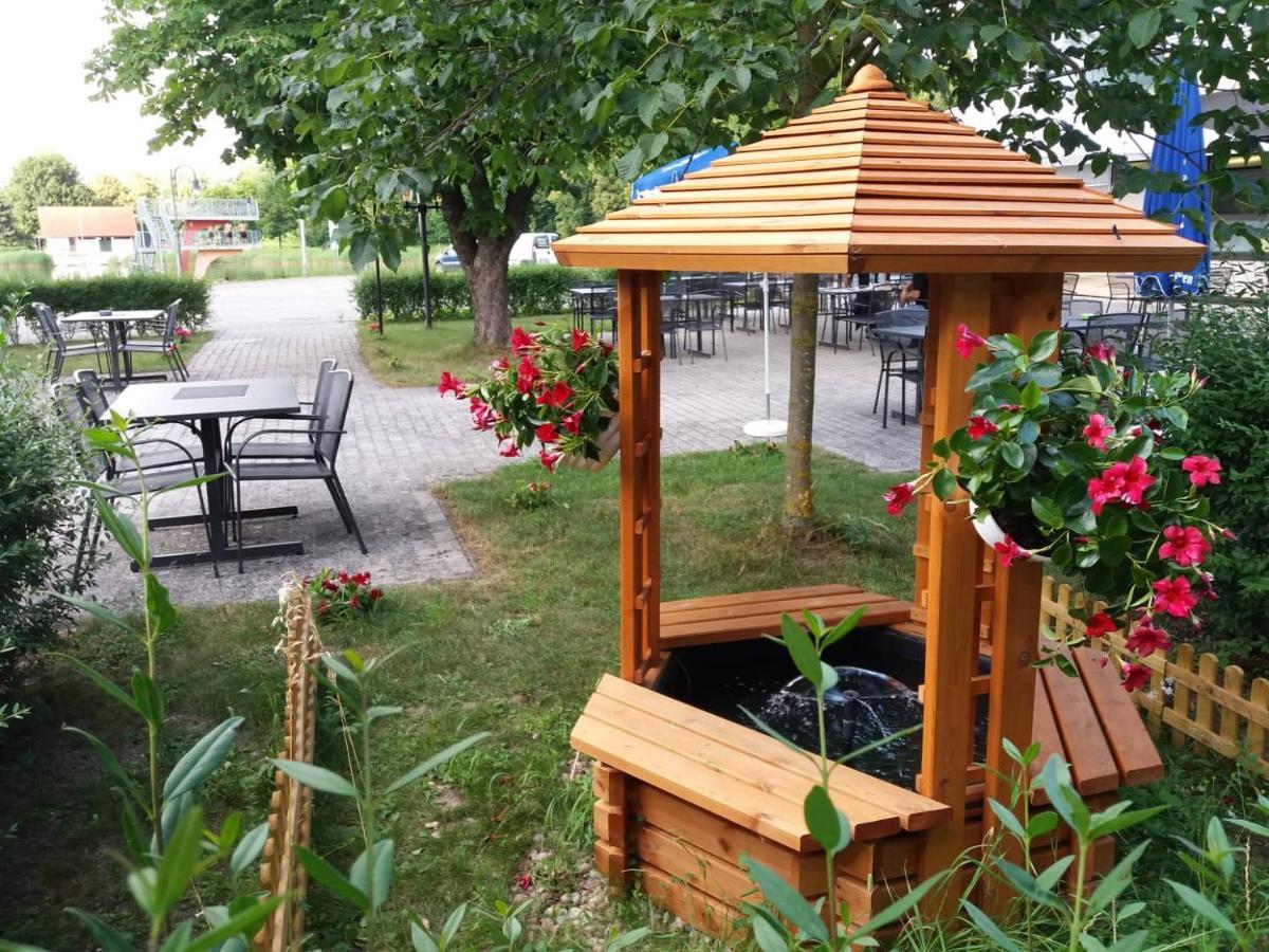 Restaurant El Greco Hostel Gundelfingen an der Donau Екстериор снимка
